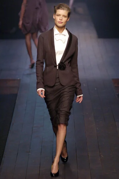 Look 25